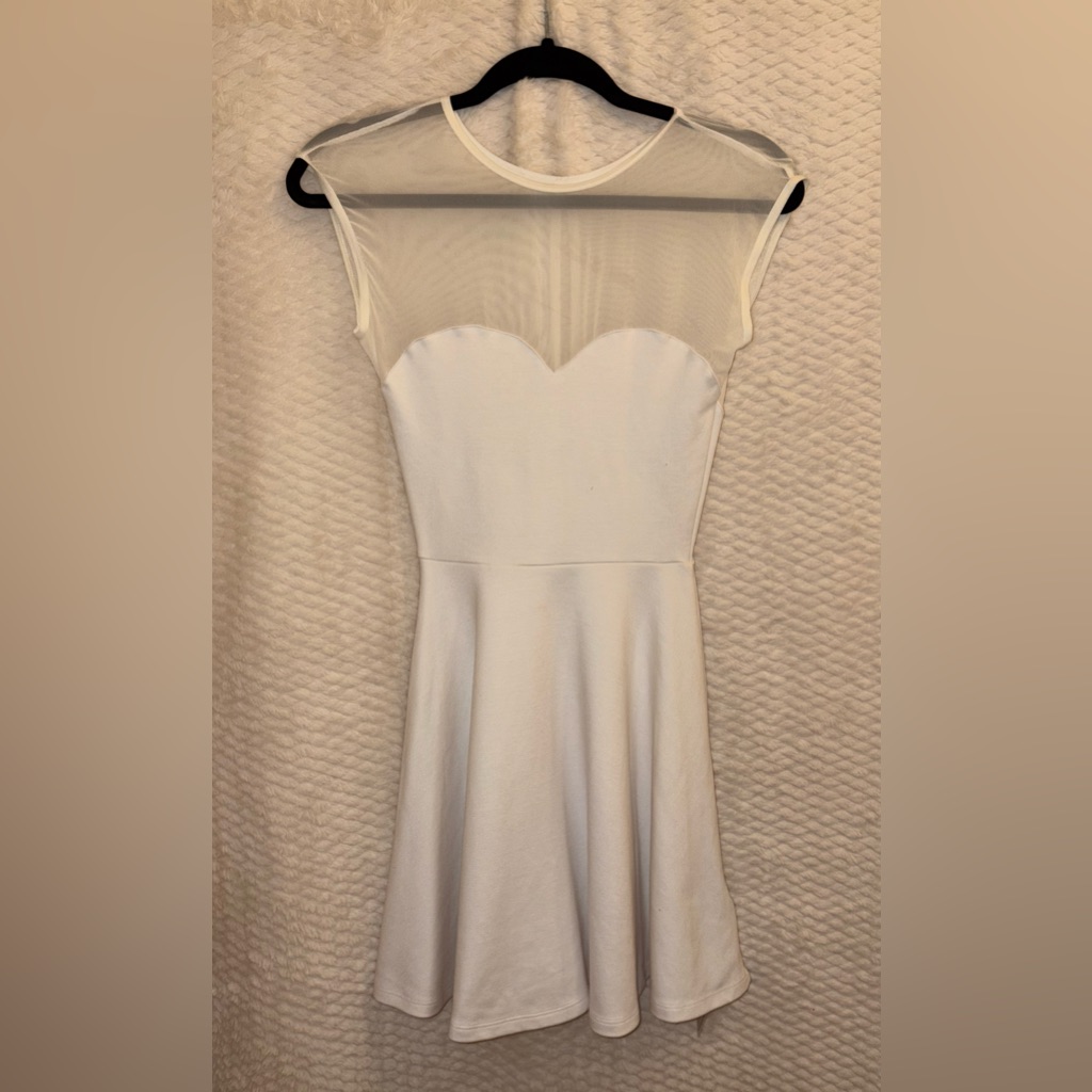 American Apparel Ponte Sweetheart Skater Dress In White. Bnwt.